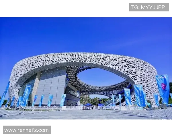 国家攀岩中心落成开放,设备达国际一流水准 国家攀岩中心落成开放,设备达国际一流水准